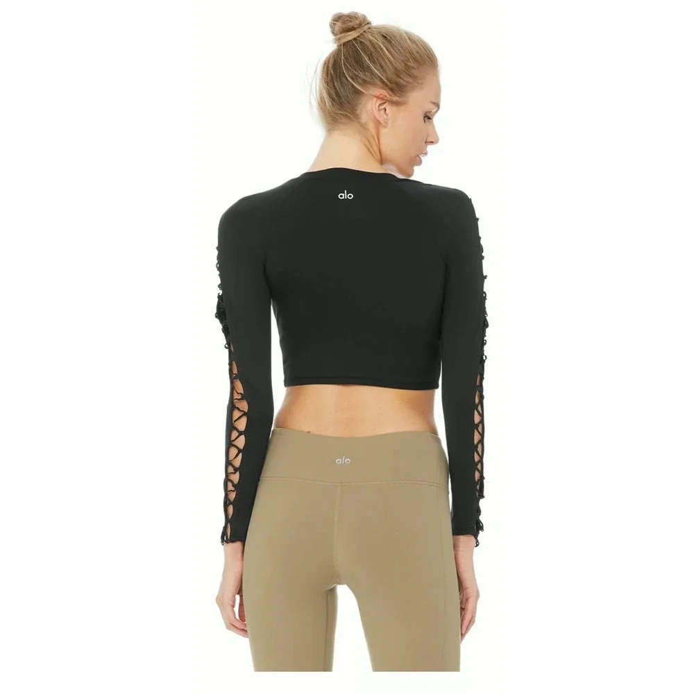 Alo Yoga Entwine Long Sleeve Crop Top Black Lace Up Sleeve Medium
